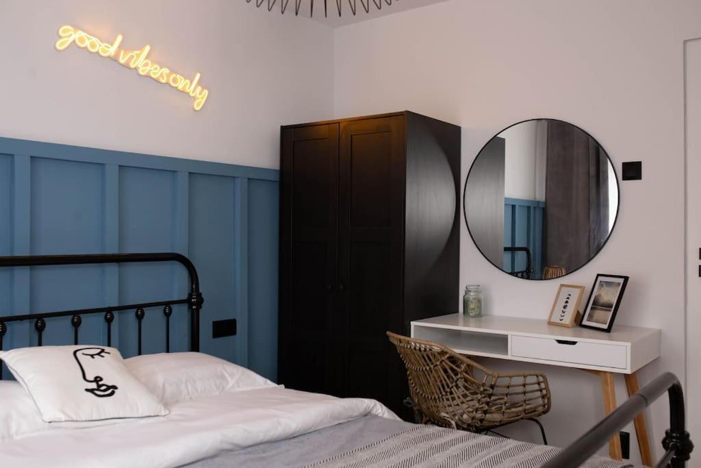 Blue Moon. Cozy Apartment Near Iulius Mall Cluj-Napoca Extérieur photo